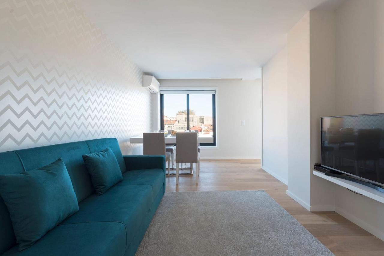 Lovelystay - Trindade Cozy Apartment Порту Екстер'єр фото